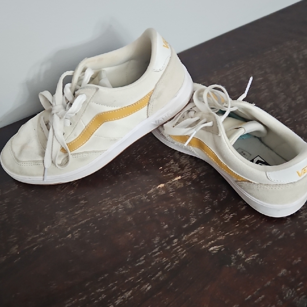 Vans Ultra RANGE 2.0, Cream and MUSTARD/yellow Athletic Shoes - Picture 10 of 13